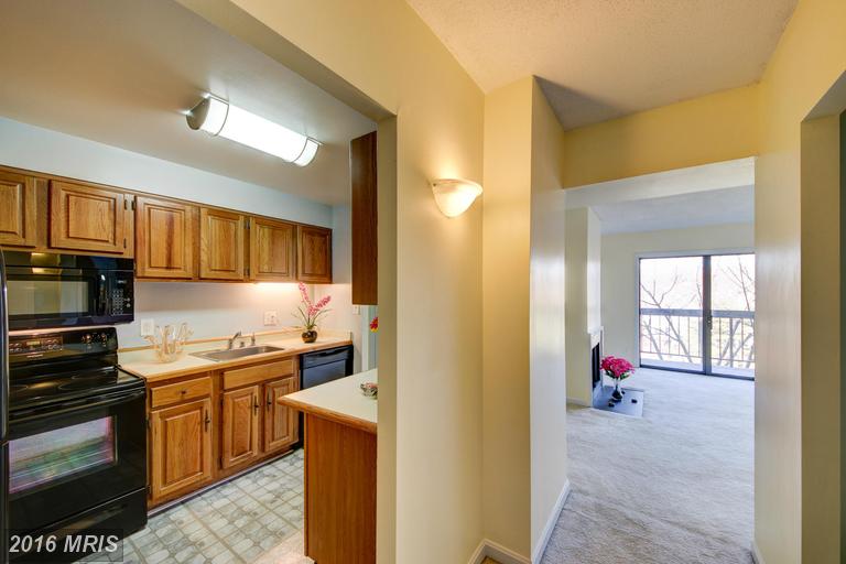 801 Howard St #404