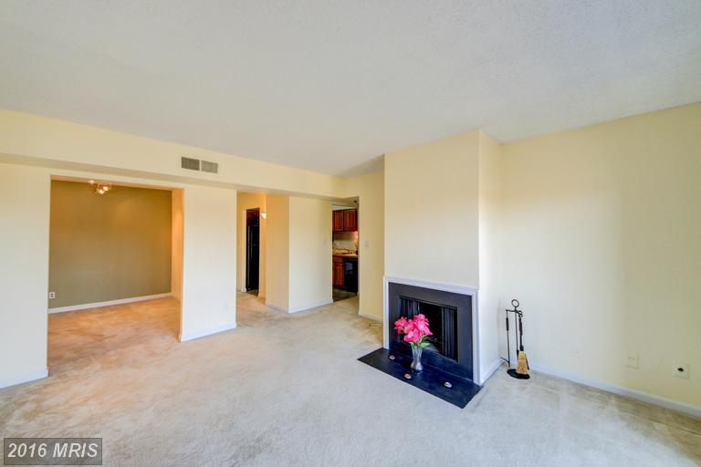801 Howard St #404