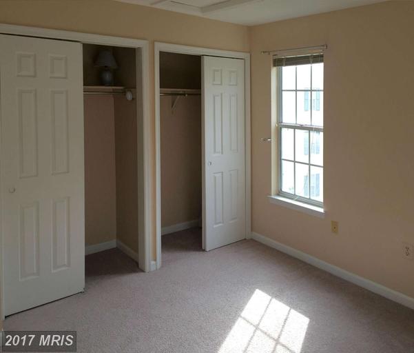 2059 Huntington Ave #205