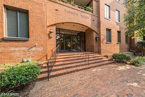 318 Prince St #5