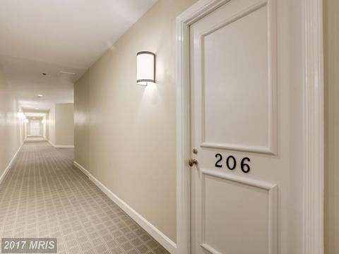 318 Prince St #5