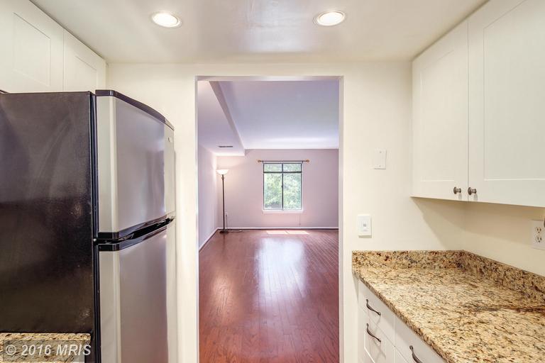 1600 Prince St #304