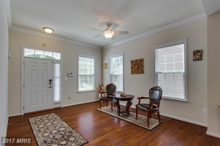 5662 Tower Hill Cir