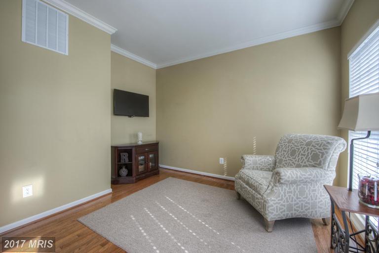 1404 Saunders Dr