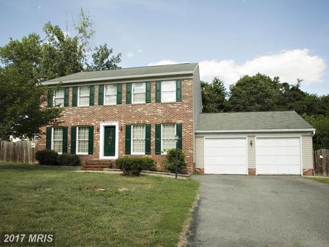 11 Ashcroft Dr