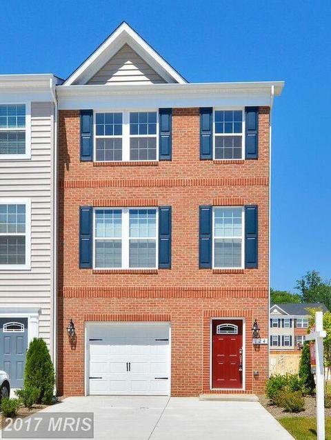 11 Ashcroft Dr