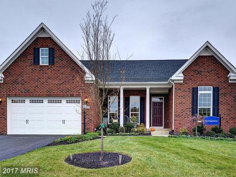 7 Hermitage Dr