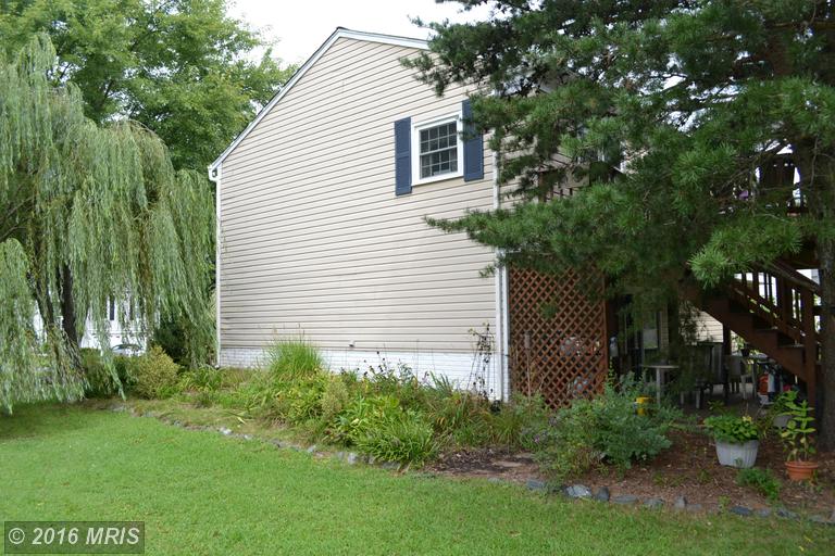 5804 Cascade Dr