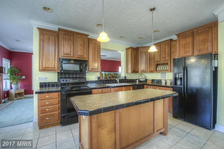 521 Burnt House Pt
