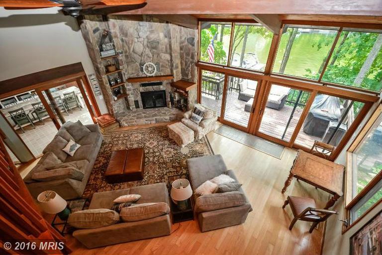 300 Mt Pleasant Dr