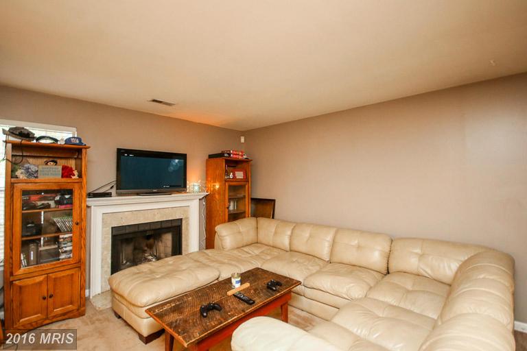 1002 Wind Ridge Dr