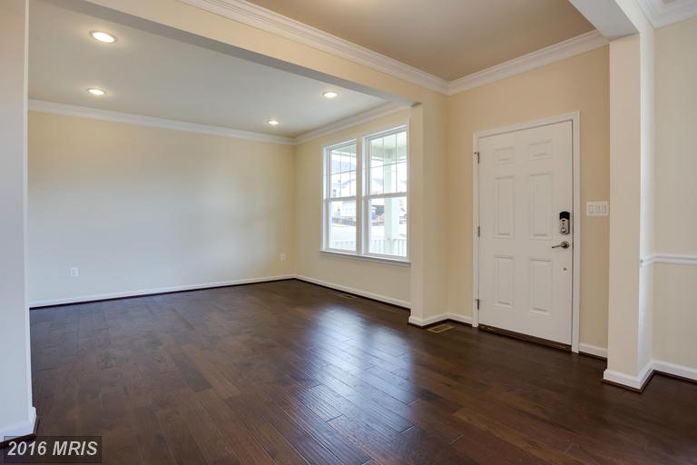 513 Alder Dr