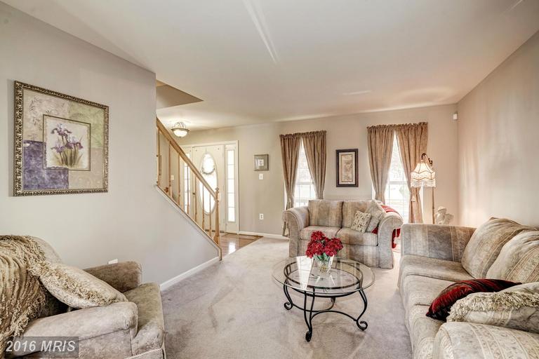 30 Francis Ct