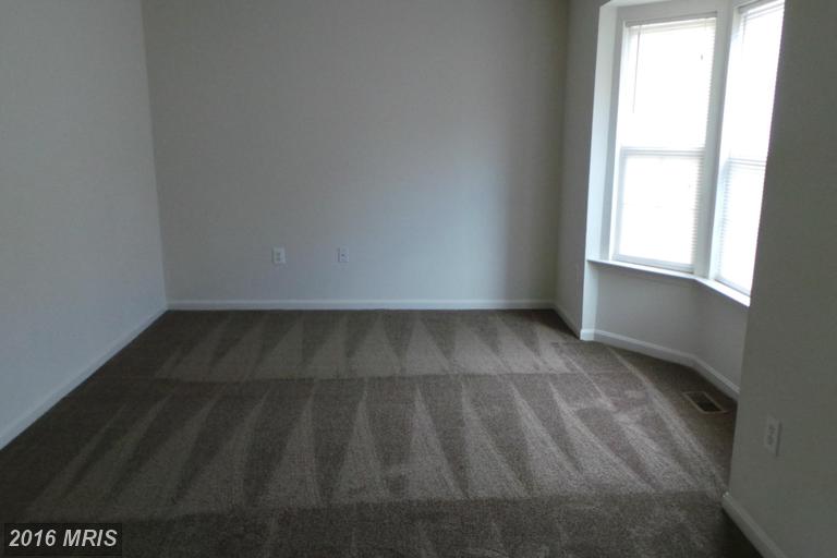 100 Essex St