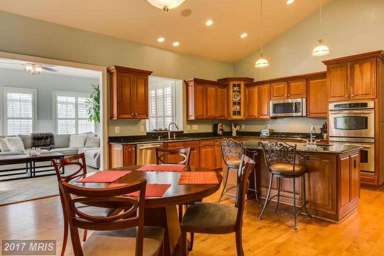 74 Whirlaway Dr