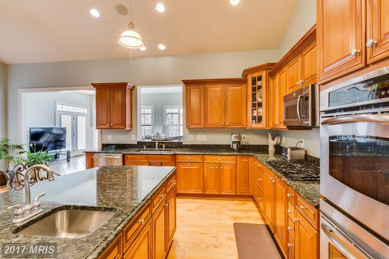 74 Whirlaway Dr