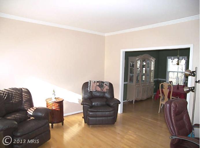25 Wells Rd