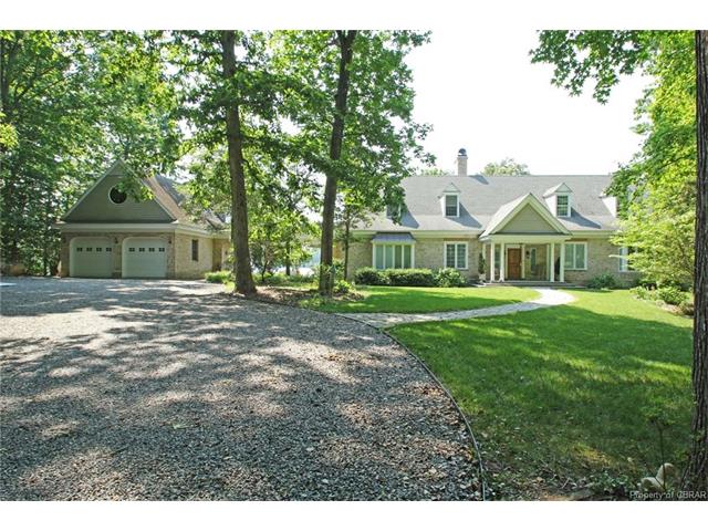 For Sale: 605 Rio Vista Dr Weems, VA 22576