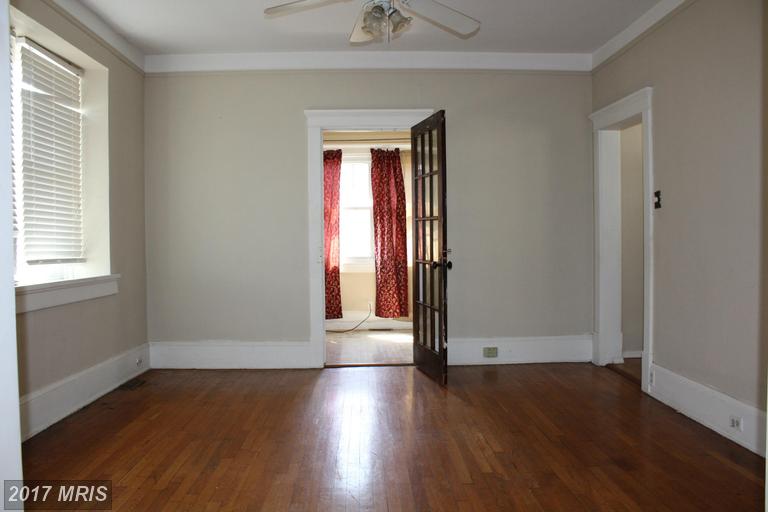 101 Trade Wind Ln