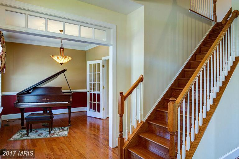 105 Sesar Ct