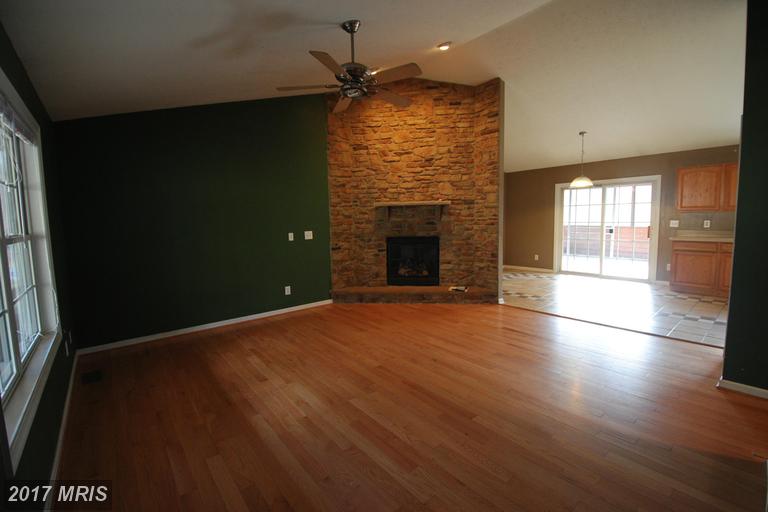 141 Pine Shores Dr