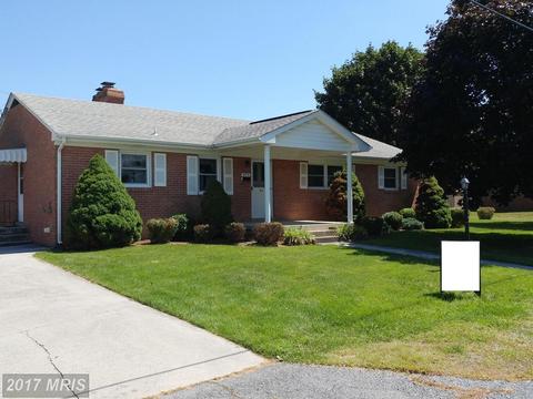 321 Stickley St