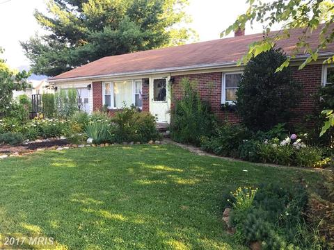 321 Stickley St