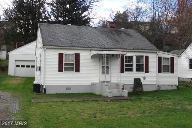 106 Charles St