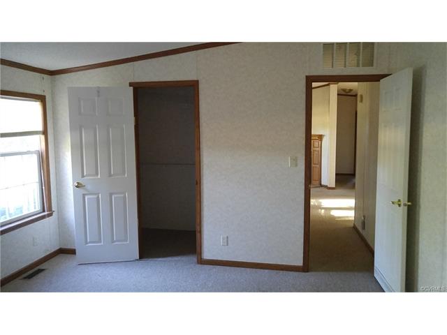 688 Dorrell Rd