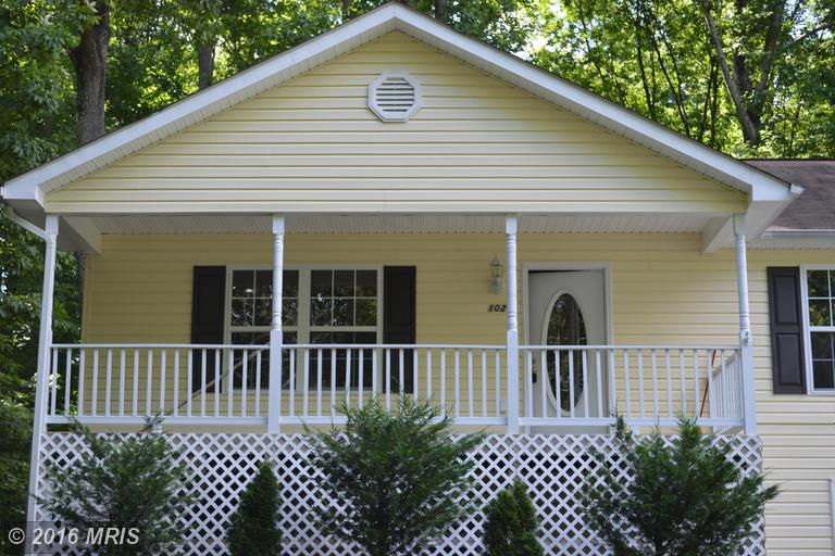 For Sale: 102 Ellis Dr Louisa, VA 23093