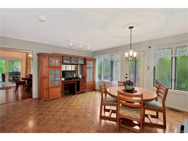 For Sale: 5824 Spinnaker Cove Rd Midlothian, VA 23112