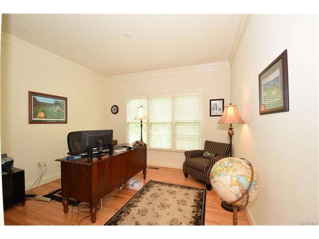 3207 Fulbrook Dr, Midlothian VA 23113