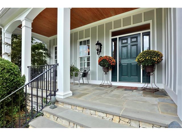 3113 Queens Grant Dr