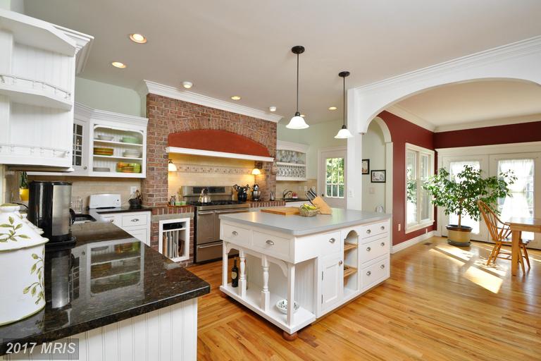 91 Laurelwood Dr