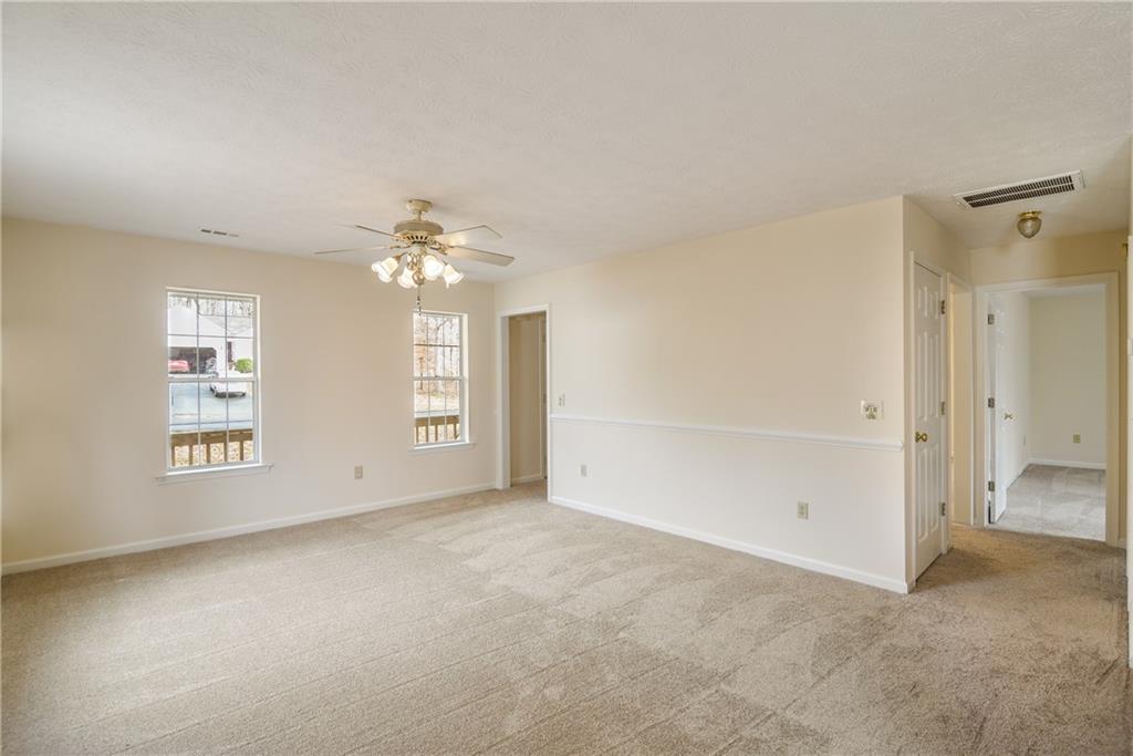 6260 Adams Hunt Dr