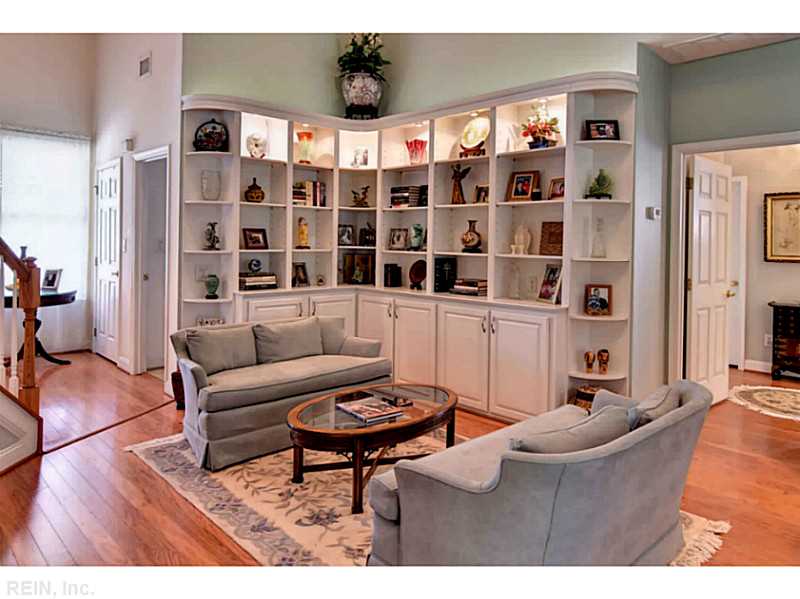 For Sale: 6904 Arthur Hills Dr Williamsburg, VA 23188