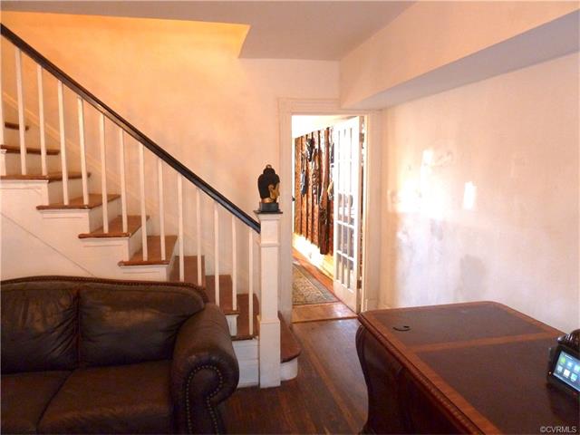 2019 Rosewood Ave