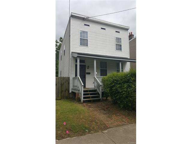 1125 Daniel St