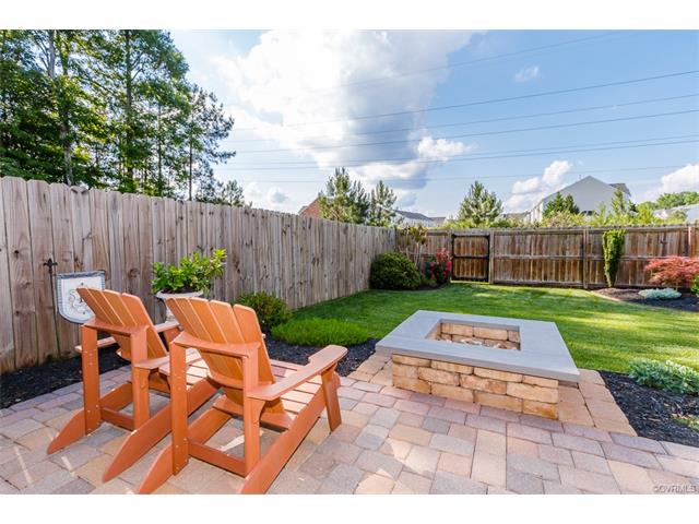 For Sale: 2007 Dominion Townes Ln Unit Ln #APT 2007 Richmond, VA 23223
