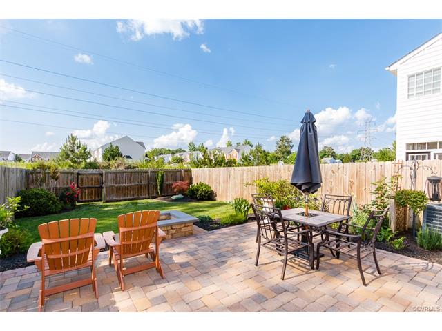 For Sale: 2007 Dominion Townes Ln Unit Ln #APT 2007 Richmond, VA 23223