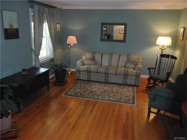 For Sale: 7727 Comanche Dr Richmond, VA 23225