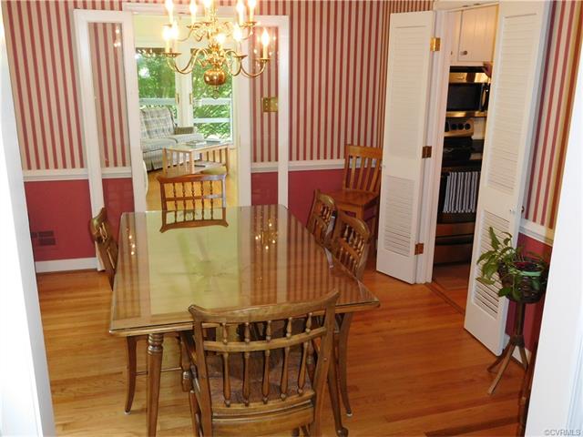 For Sale: 7727 Comanche Dr Richmond, VA 23225