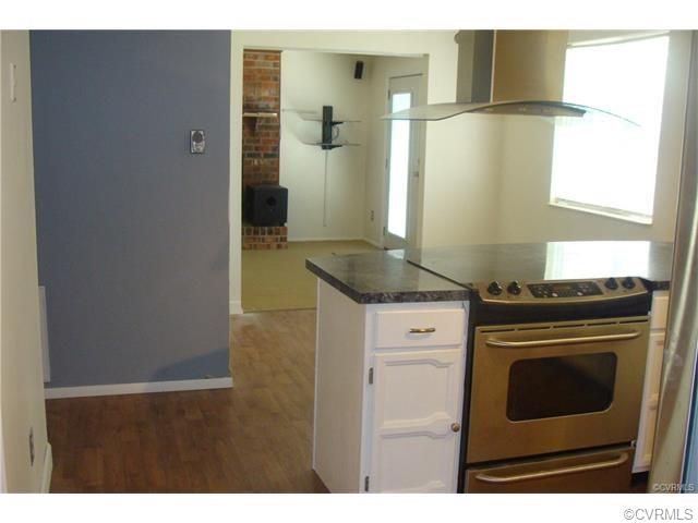 For Sale: 10344 Crumpets Ln Richmond, VA 23235