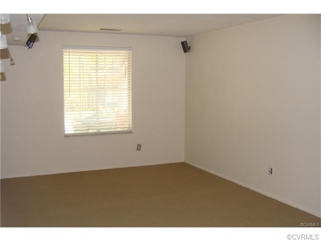 For Sale: 10344 Crumpets Ln Richmond, VA 23235