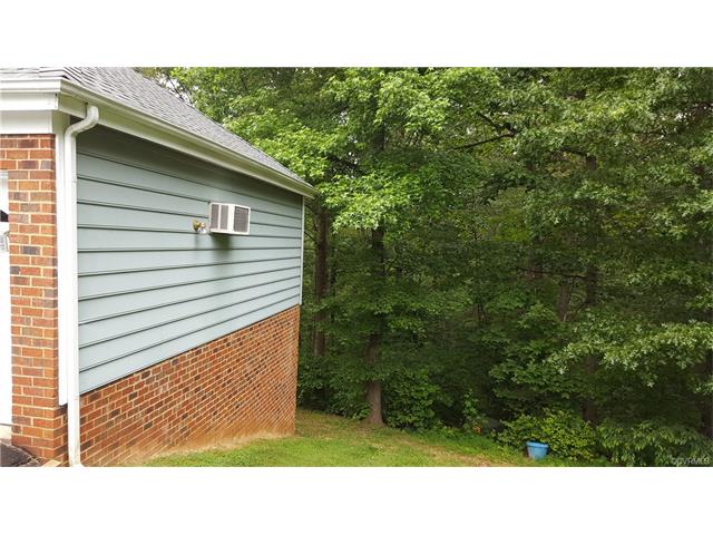 For Sale: 9642 Benbow Rd Richmond, VA 23235