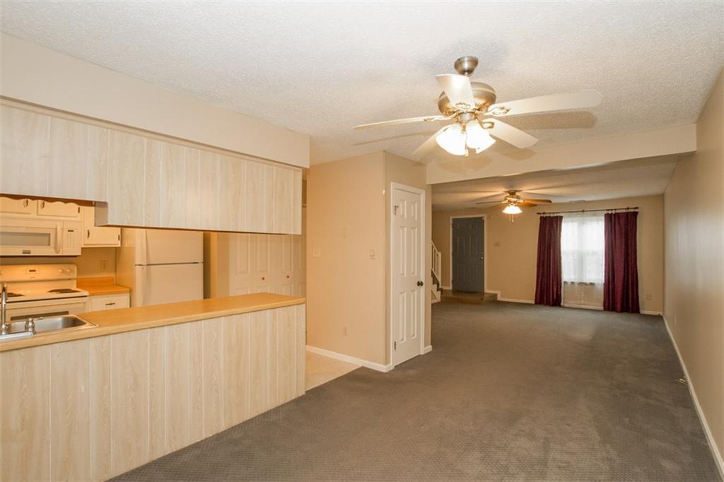 928 Spinnaker Ct