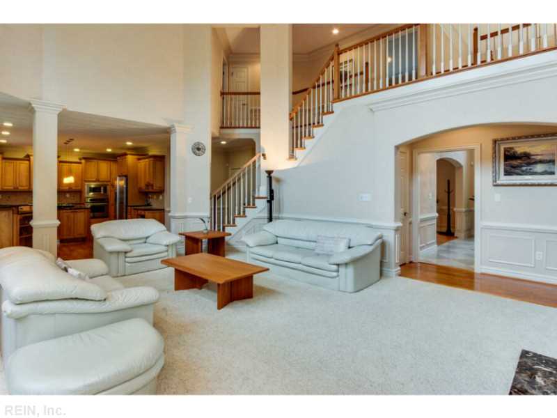 For Sale: 405 Woodcliff Arch Chesapeake, VA 23320