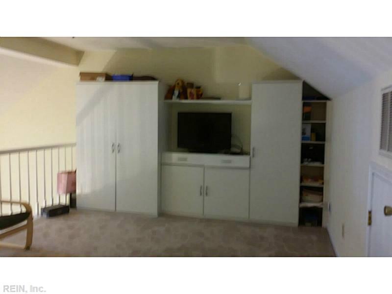 1102 Killington Arch