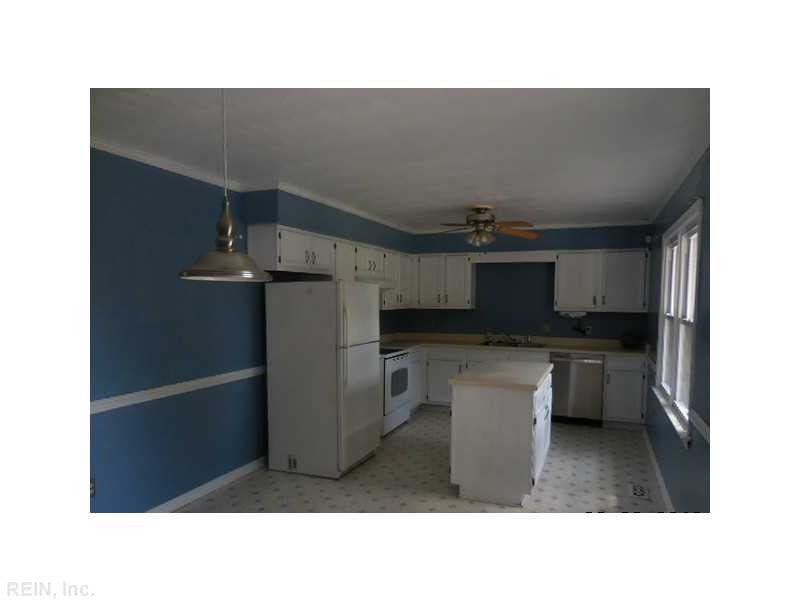 1109 Plantation Lakes Cir