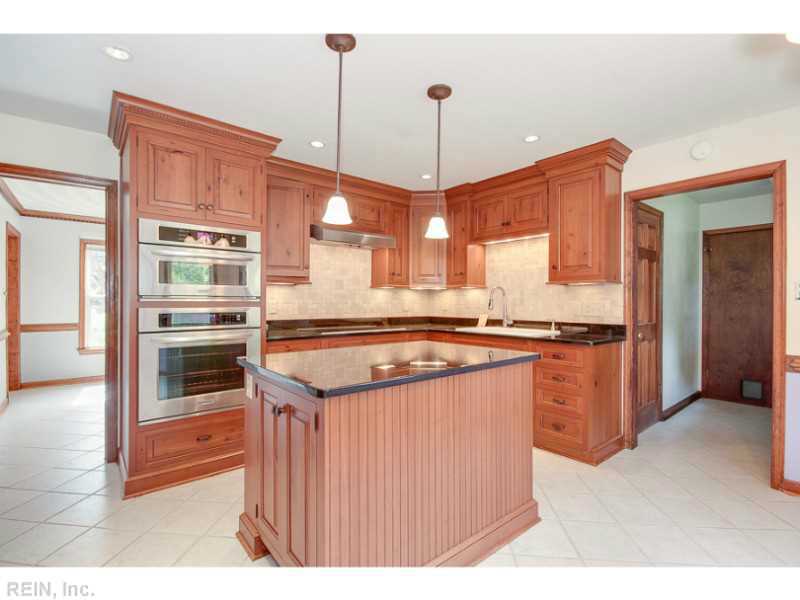 500 Wickwood Dr